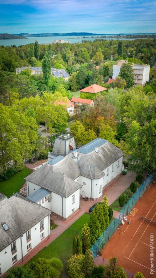 Fonix Hotel Balatonföldvár المظهر الخارجي الصورة