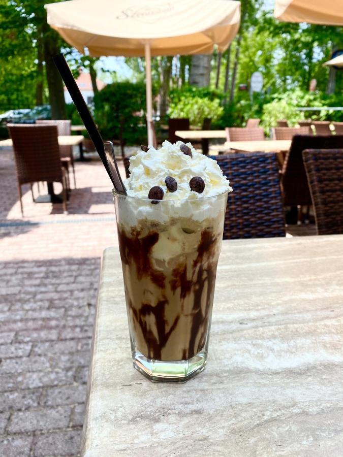 Fonix Hotel Balatonföldvár المظهر الخارجي الصورة