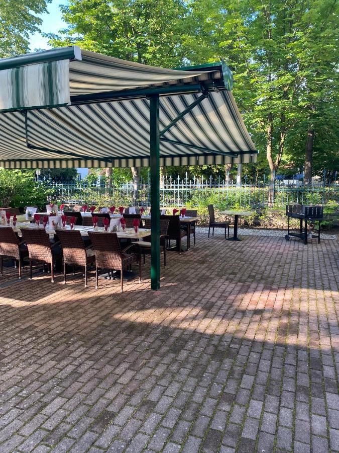Fonix Hotel Balatonföldvár المظهر الخارجي الصورة