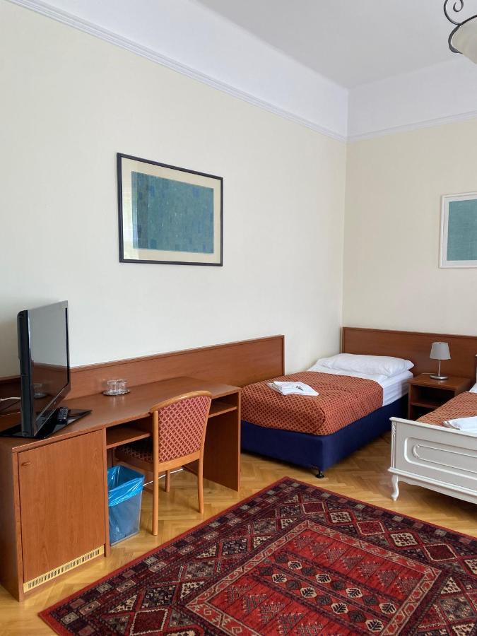 Fonix Hotel Balatonföldvár المظهر الخارجي الصورة