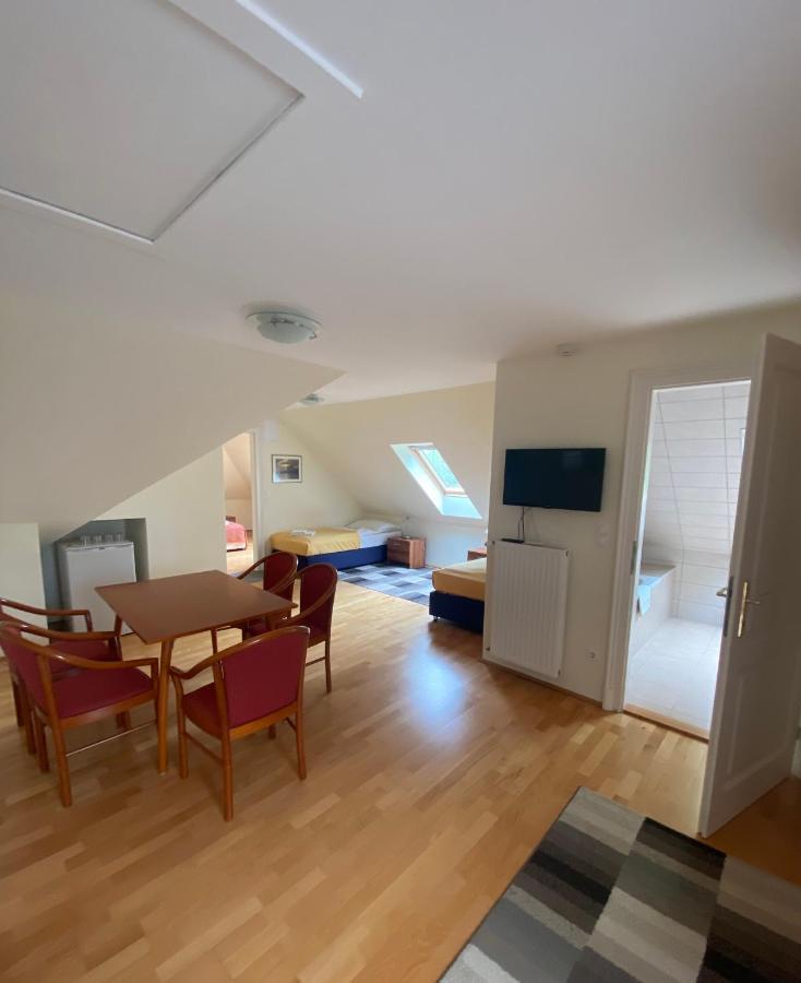Fonix Hotel Balatonföldvár المظهر الخارجي الصورة