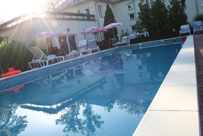 Fonix Hotel Balatonföldvár المظهر الخارجي الصورة